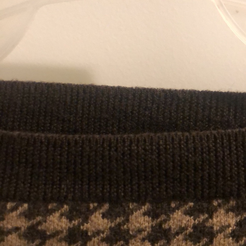 Talbots Sweater - Picture 7 of 8